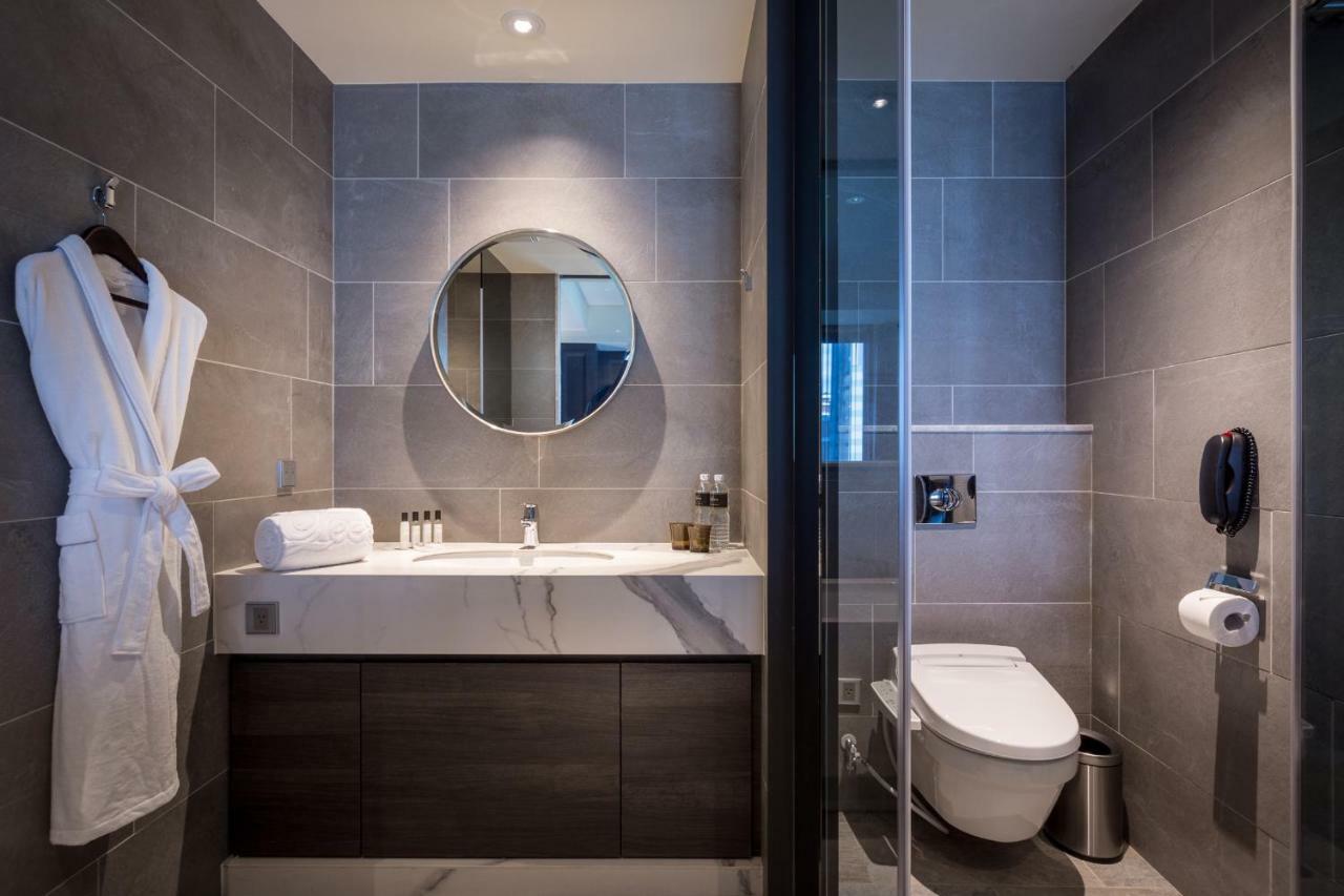 Park Lees Hotel Kaohsiung Exteriör bild Bathroom